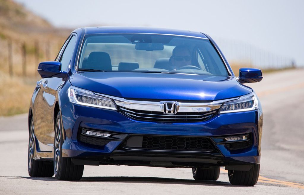 Honda Accord Hybrid (2017)
