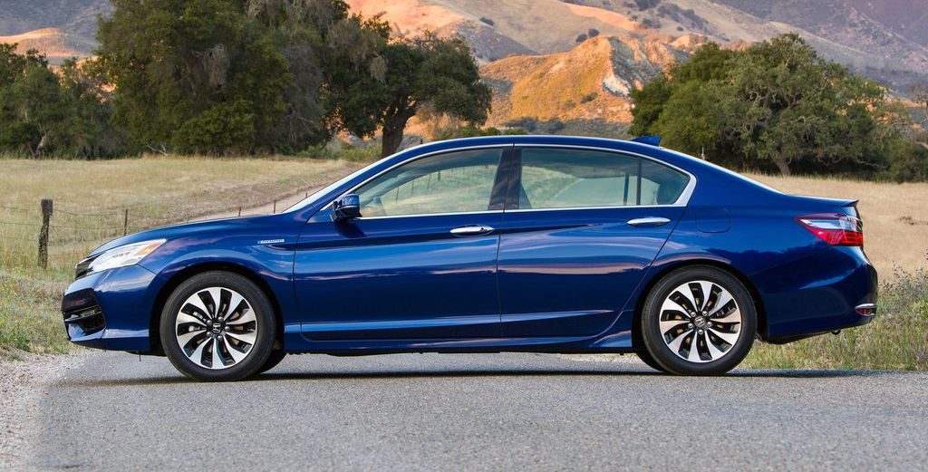 Honda Accord Hybrid (2017)