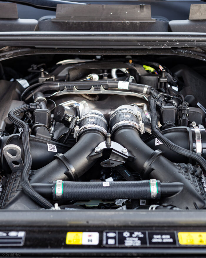 Autobazar.EU | Samostatnou kapitolou je motor od BMW. Mild-hybridná jednotka má sily na rozdávanie a jej architektúra prispieva k výbornej kultivovanosti aj charizmatickému zvukovému prejavu.