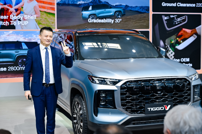 Na Slovensko prichádza prvé modulárne SUV-pickup Chery Tiggo V. Naživo z čínskeho autosalóna
