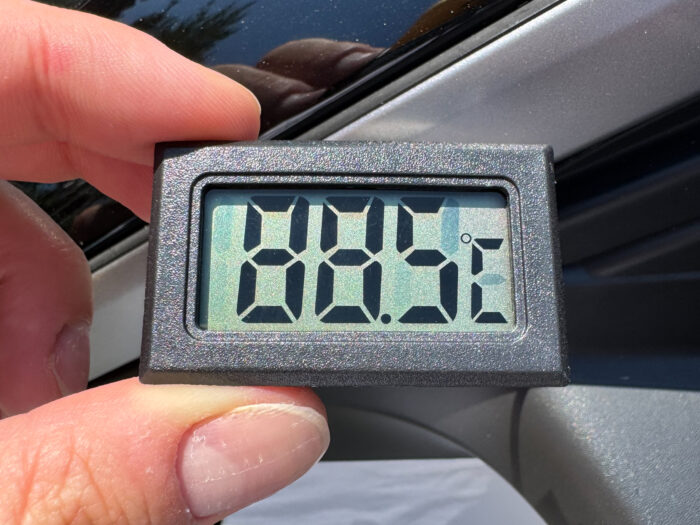 Autobazar.EU | Najvyššia teplota zaznamenaná na palubnej doske.