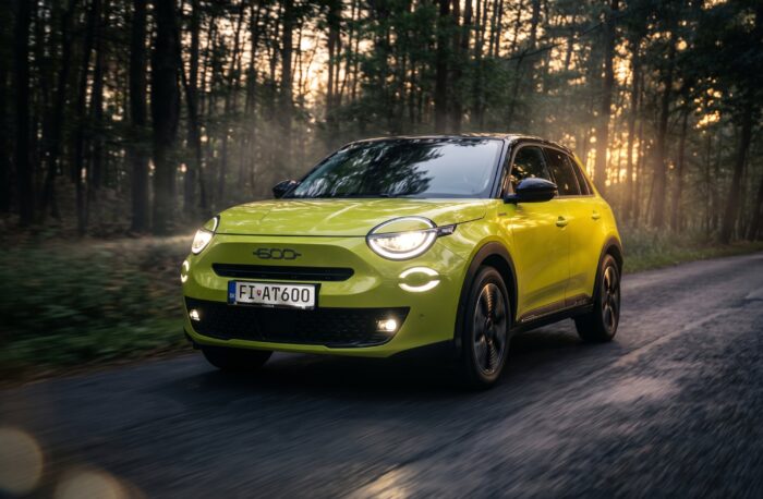 E.Stríž. TEST FIAT 600 SPORT 1.2T HYBRID 145k (2026)
